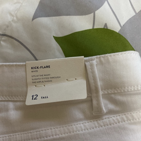 A brand new pair of J Jill denim jeans - Picture 4 of 4